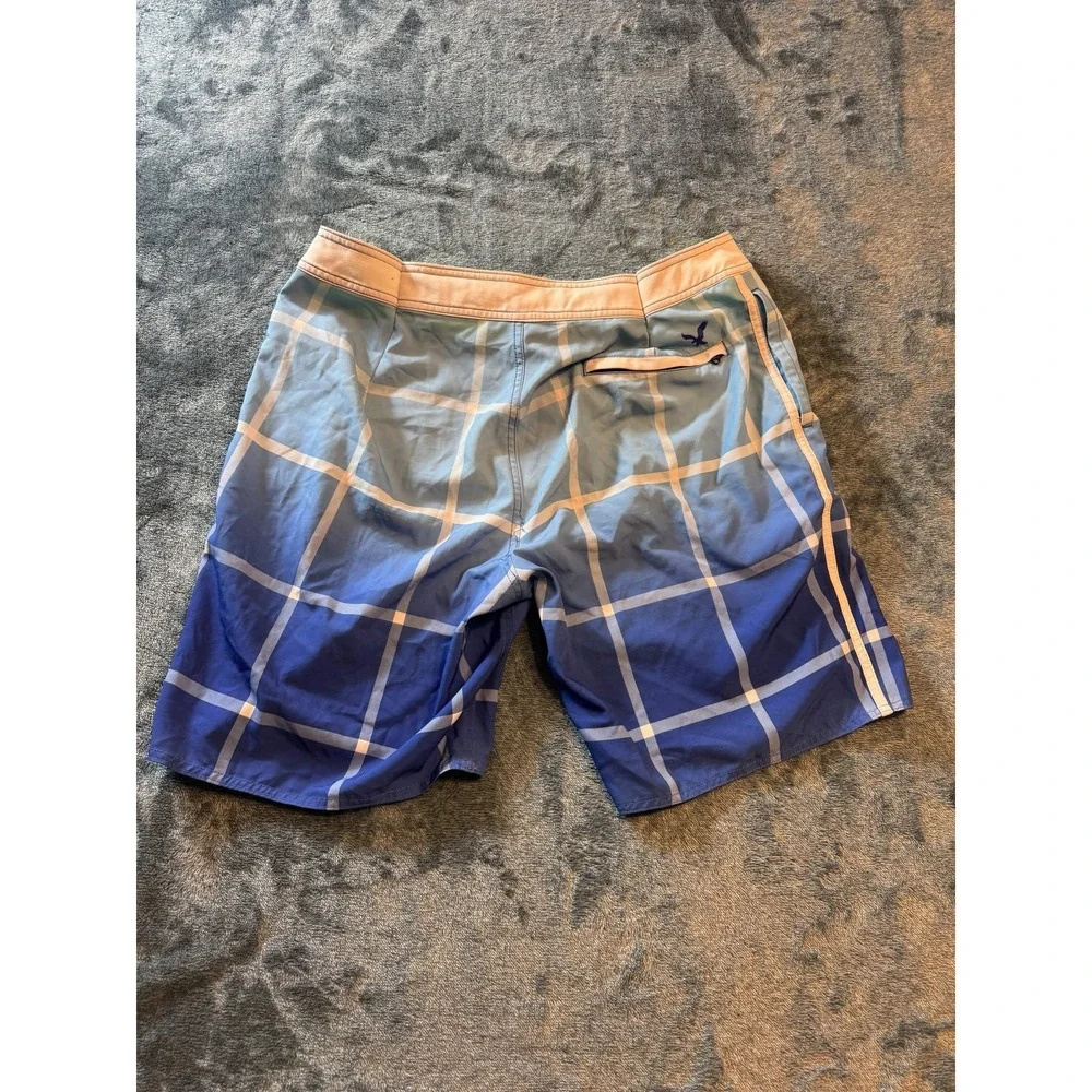 American Eagle Board Shorts XL Men Blue Ombre Grid Mesh Liner Stretch